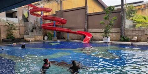 Rekreasi Menyenangkan di Kolam Renang Surabaya Murah